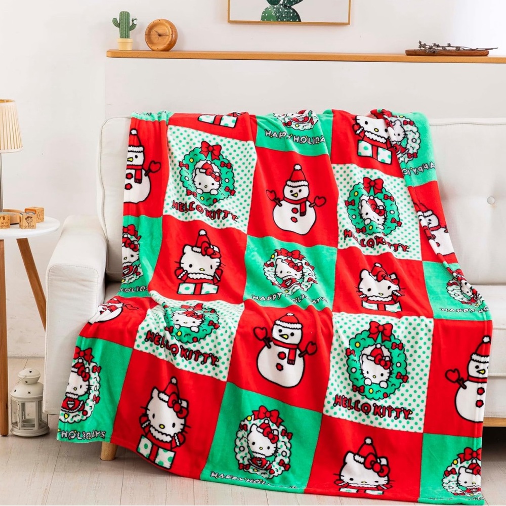 Hello Kitty Sanrio Christmas Holiday Hugs Silk Touch Throw Blanket 50”x70”